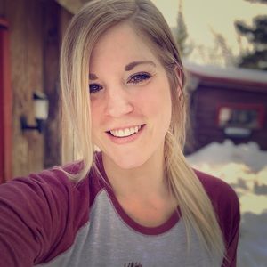 Meet your Posher, Kayla